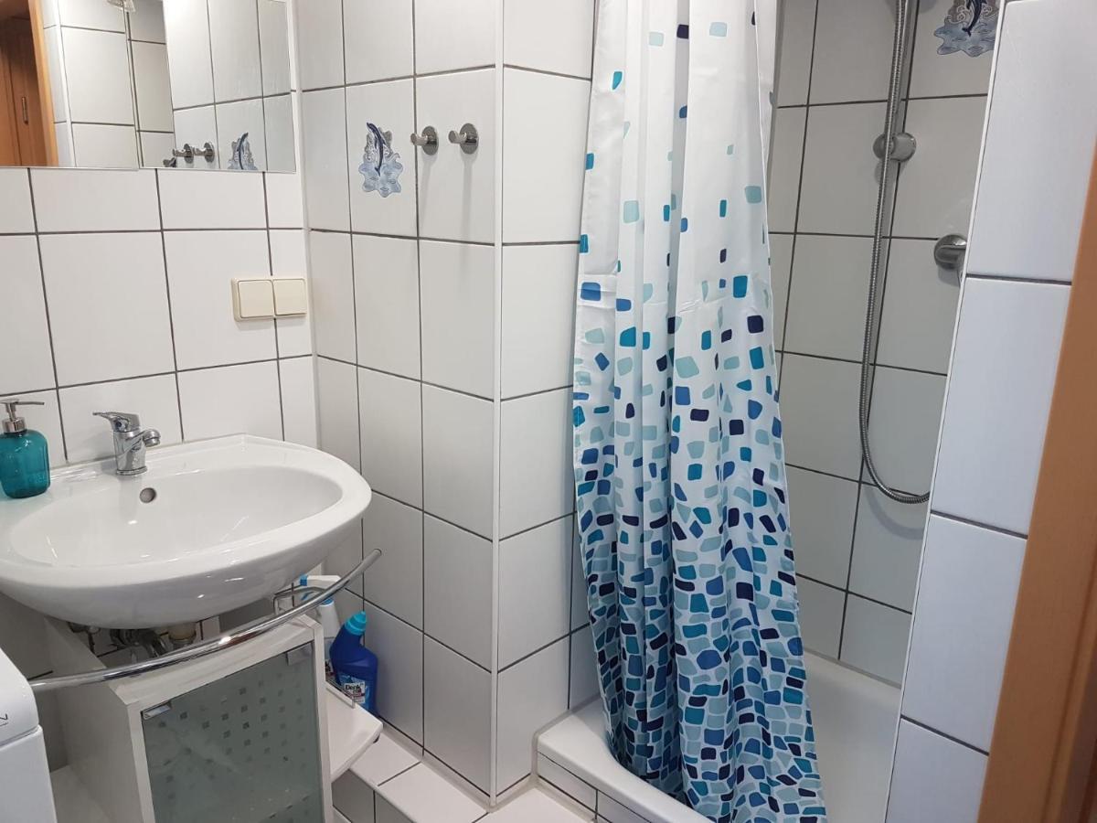 Ruhige Gemuetliche Ferienwohnung In Karlsruhe Daxlanden Fuer Monteure, Pendler, Geschaefsreisen, Wochenendreisen Екстериор снимка
